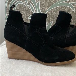 Blonde Irving Waterproof Wedge Black Suede size 11